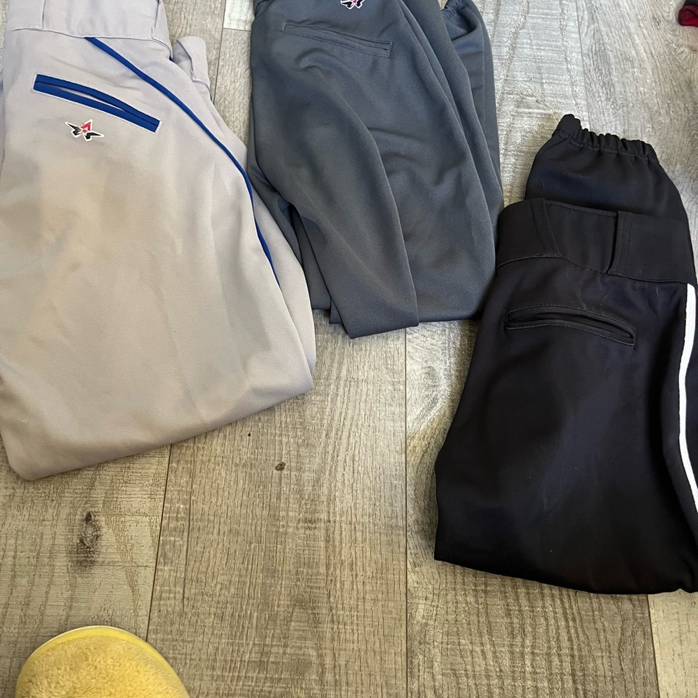 Softball Women’s Lot